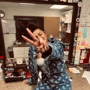 Meet your Posher, Lexi